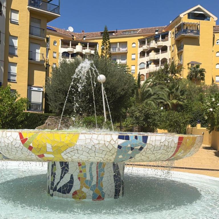 Bonitas vistas y situación perfecta - Three-Bedroom Apartment with Balcony - 43