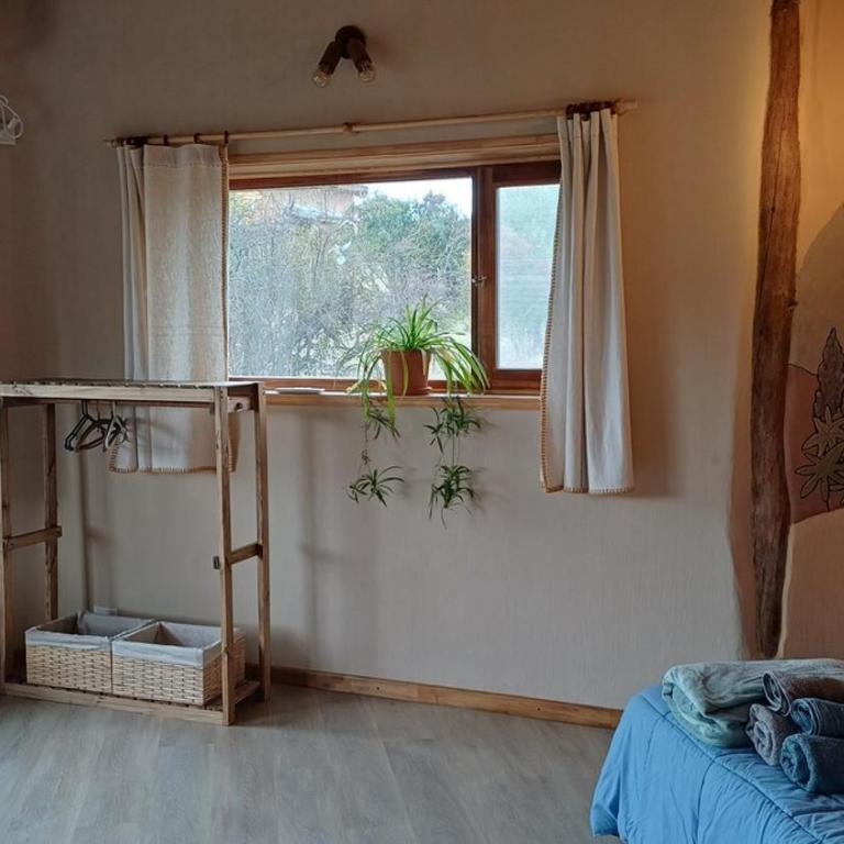 Hexagonal Cabin - One-Bedroom House - 39