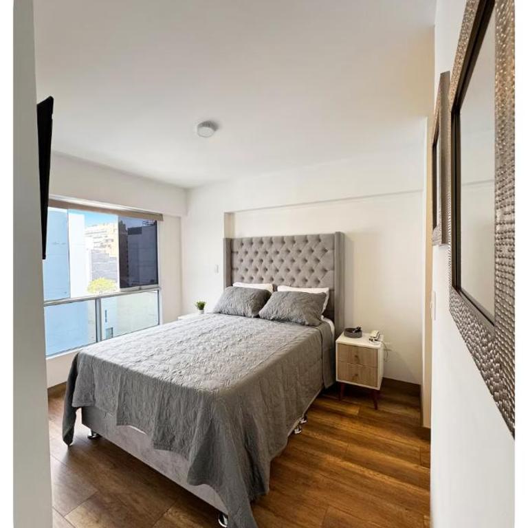 Espacioso departamento 3 dormitorios en el Corazón de Miraflores - Apartamento de 1 dormitorio - 7