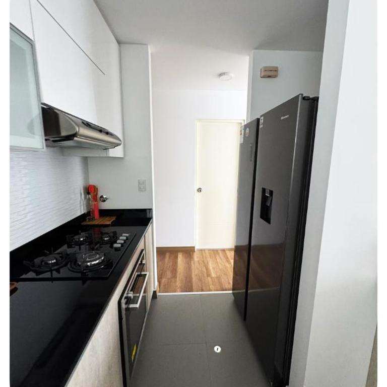 Espacioso departamento 3 dormitorios en el Corazón de Miraflores - Apartamento de 1 dormitorio - 10