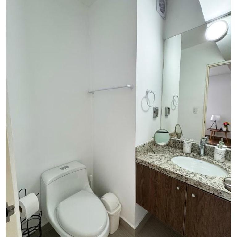 Espacioso departamento 3 dormitorios en el Corazón de Miraflores - Apartamento de 1 dormitorio - 13