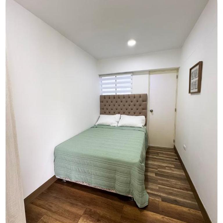 Espacioso departamento 3 dormitorios en el Corazón de Miraflores - Apartamento de 1 dormitorio - 22