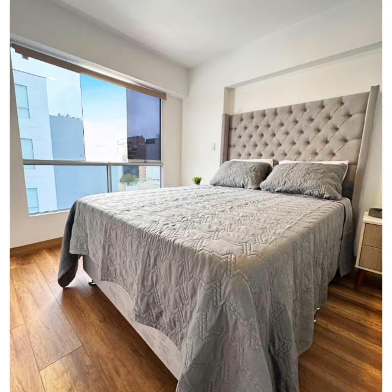 Espacioso departamento 3 dormitorios en el Corazón de Miraflores - Apartamento de 1 dormitorio - 23