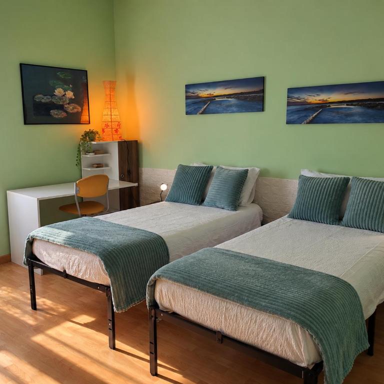 Sole & Luna Charming Colorful Home Arona - Appartamento con 2 Camere da Letto - 14