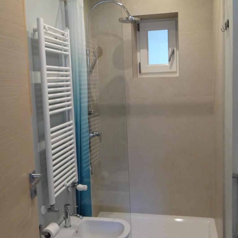 Alle scalette - Camera Matrimoniale con Bagno Privato - 13