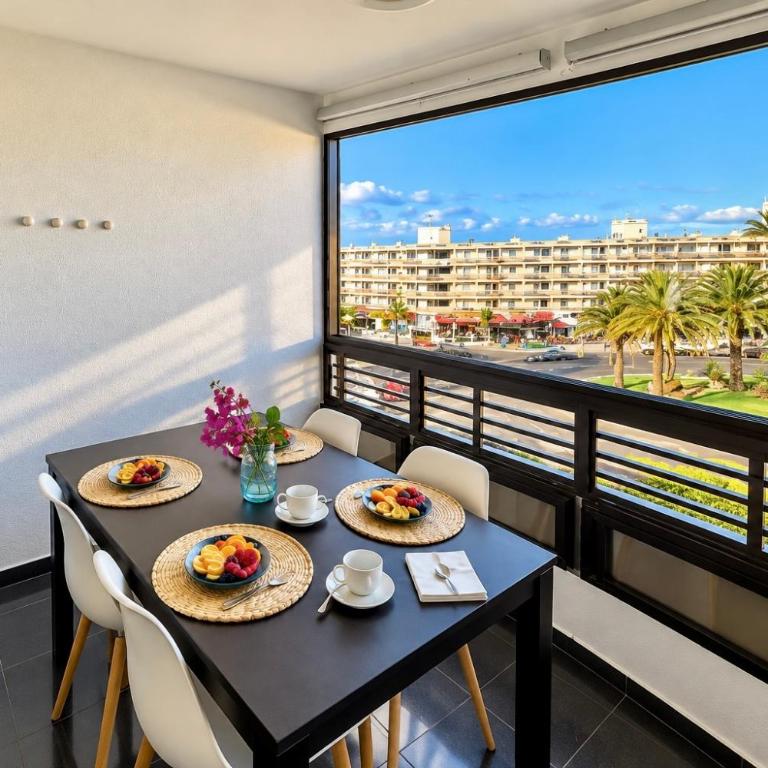 2 Bedroom Apartment with Pool between Yumbo & Cita - Apartamento de 2 dormitorios con balcón - 2