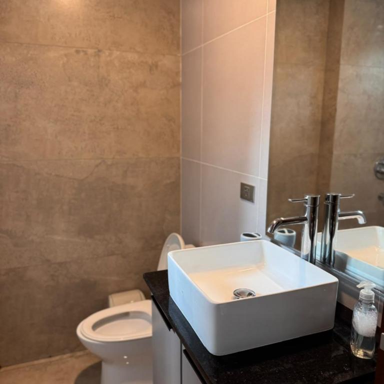 Apartamento Moderno y comodo en Santa Cruz - Apartamento de 1 dormitorio - 5