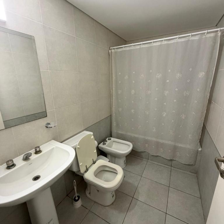Departamento completo cerca del Estadio Único SDE - Two-Bedroom Apartment - 21