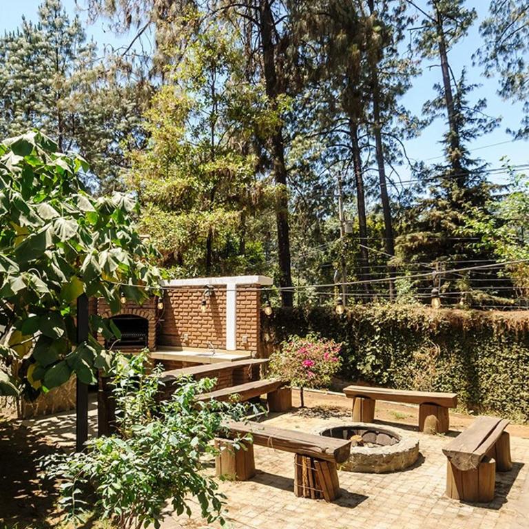 Alberca Techada Climatizada,Fogata, Billar - Four-Bedroom House - 7