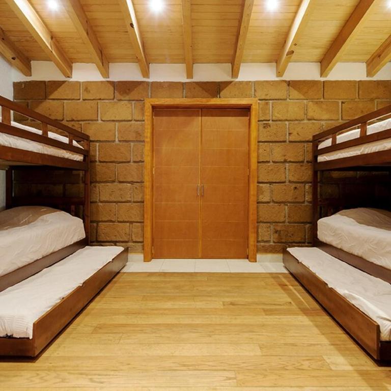 Alberca Techada Climatizada,Fogata, Billar - Four-Bedroom House - 11