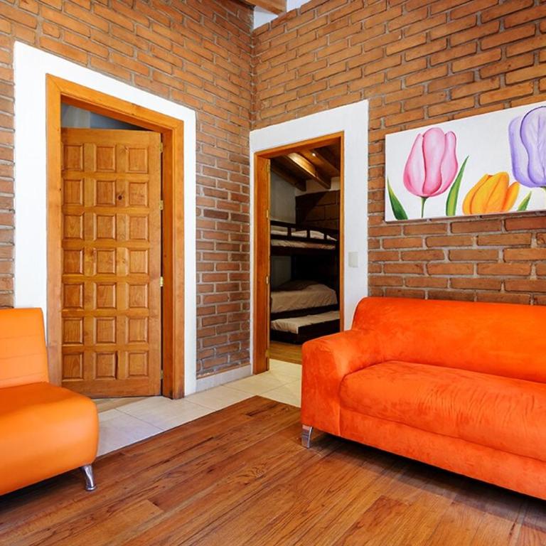 Alberca Techada Climatizada,Fogata, Billar - Four-Bedroom House - 12
