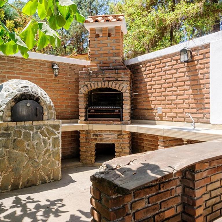 Alberca Techada Climatizada,Fogata, Billar - Four-Bedroom House - 13