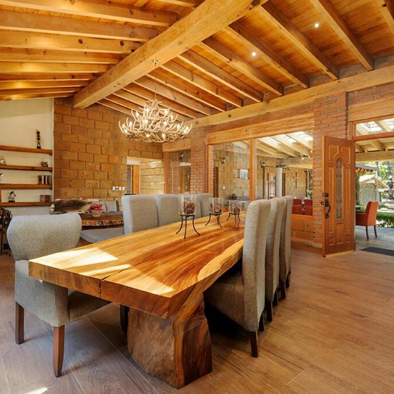 Alberca Techada Climatizada,Fogata, Billar - Four-Bedroom House - 24