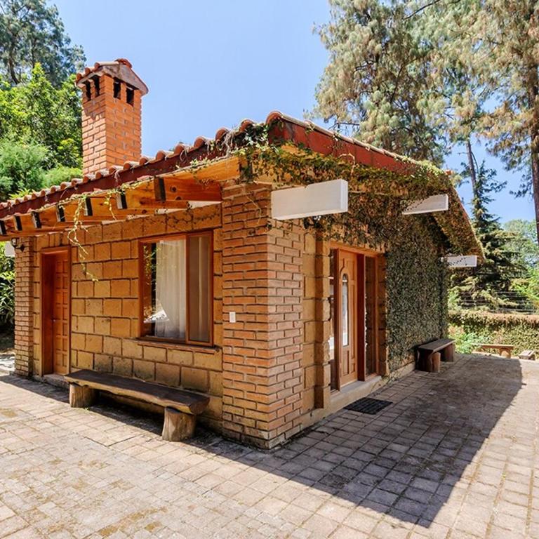 Alberca Techada Climatizada,Fogata, Billar - Four-Bedroom House - 28