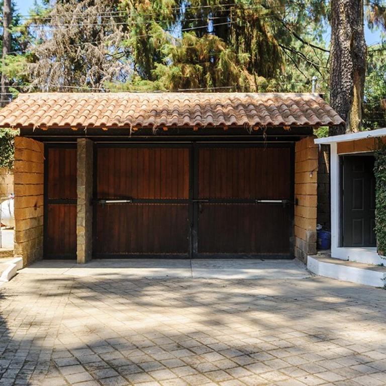 Alberca Techada Climatizada,Fogata, Billar - Four-Bedroom House - 29