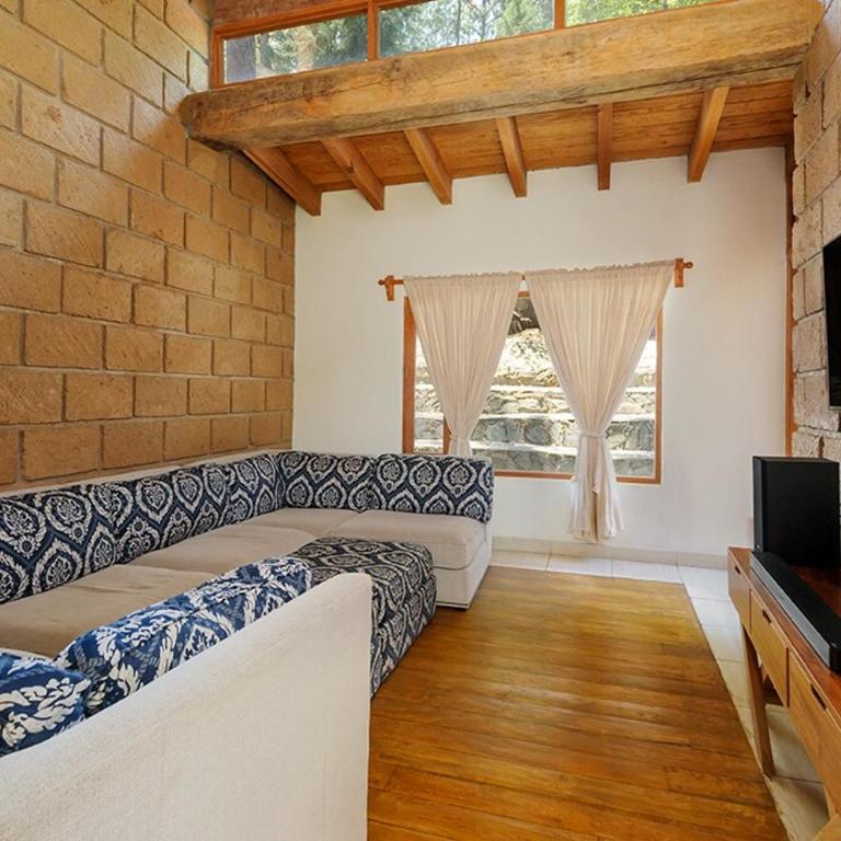 Alberca Techada Climatizada,Fogata, Billar - Four-Bedroom House - 30