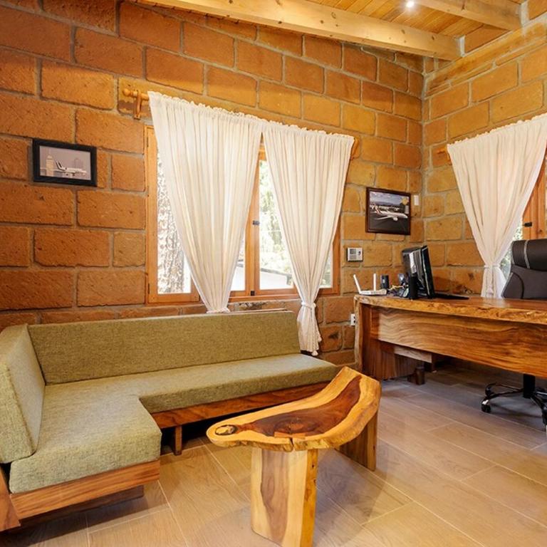 Alberca Techada Climatizada,Fogata, Billar - Four-Bedroom House - 32