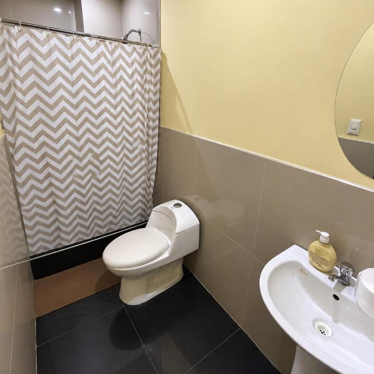 Moderno depa en el centro de Pacasmayo - One-Bedroom Apartment - 8