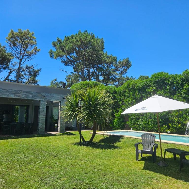 Casa con pileta en La Caleta - One-Bedroom House - 1