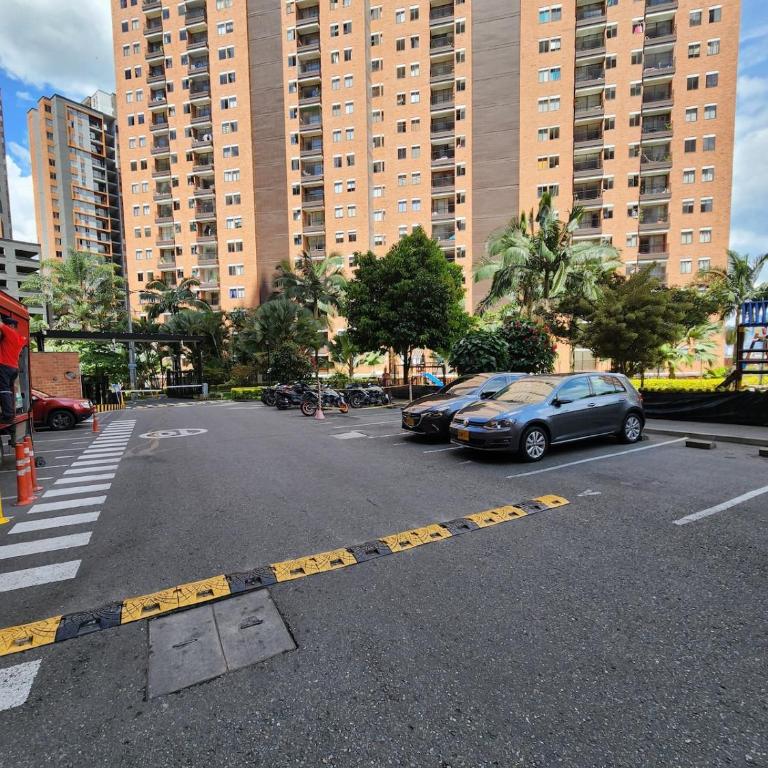 Medellín in the Clouds, Pool, Gym, Turkish Bath, Parking - Apartamento de 3 dormitorios - 8