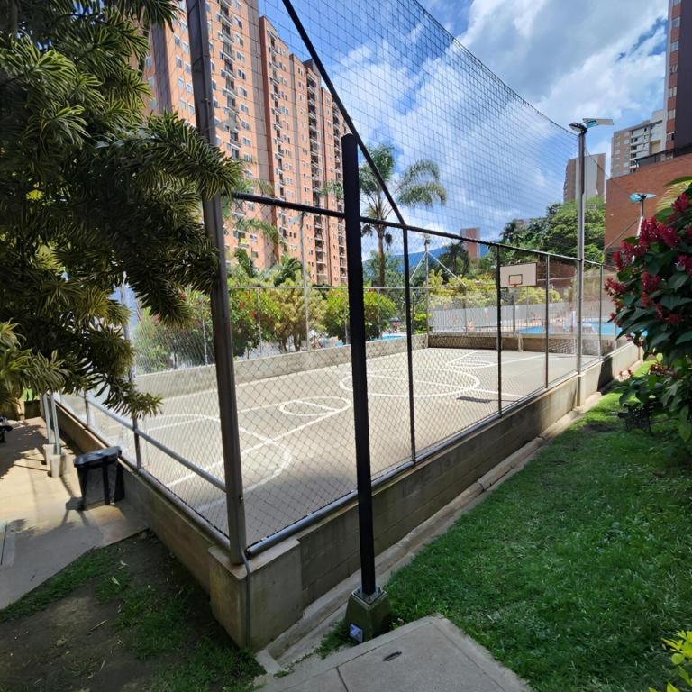 Medellín in the Clouds, Pool, Gym, Turkish Bath, Parking - Apartamento de 3 dormitorios - 22