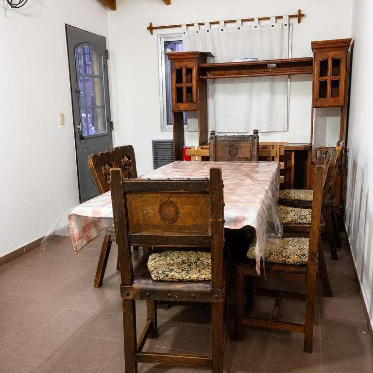 Evalen - Three-Bedroom House - 3