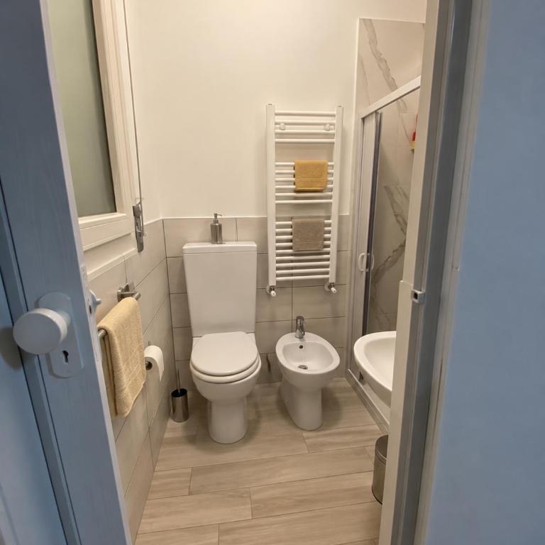 Casa Gobetti-Bologna Centrale - Camera Matrimoniale con Bagno Privato - 6