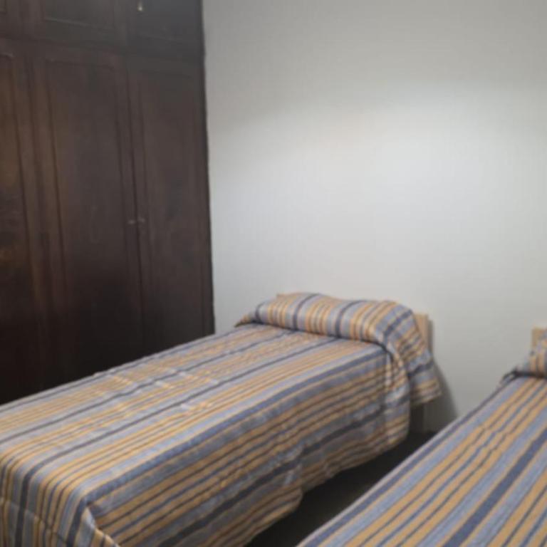 5ta Home - Four-Bedroom House - 35