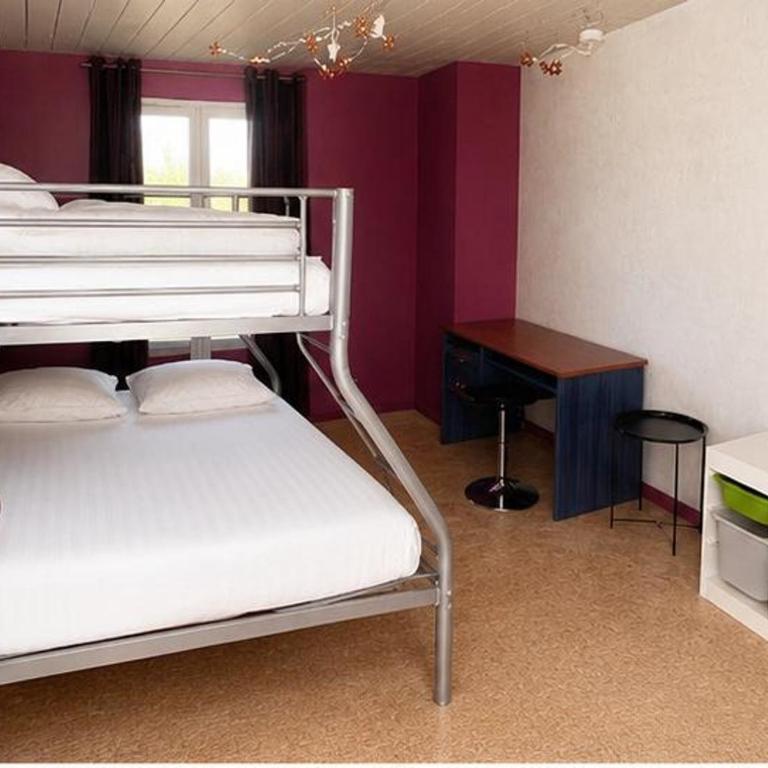 Villa spacieuse avec terrasse et jardin, animaux et parking admis - Maison 5 Chambres - 29