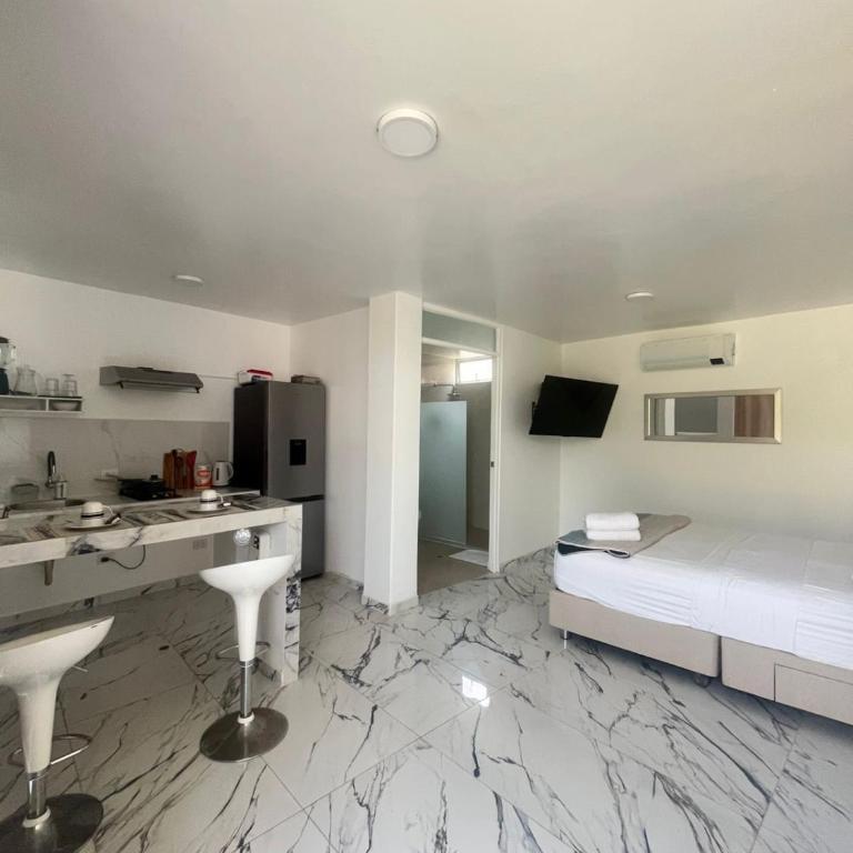 Dulce Apartamentos - One-Bedroom Apartment - 4