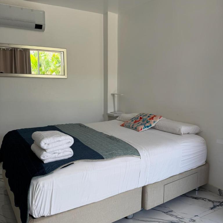 Dulce Apartamentos - One-Bedroom Apartment - 5
