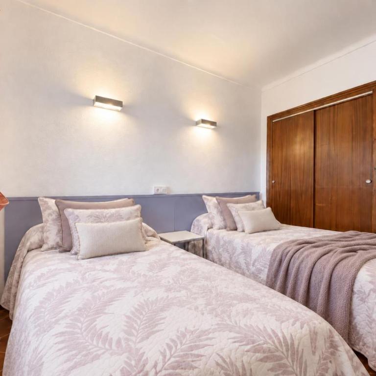 Casa Confortable con Gran Piscina Comunitaria y Jardín en L'Escala - HISP-7-6 - Villa - 19