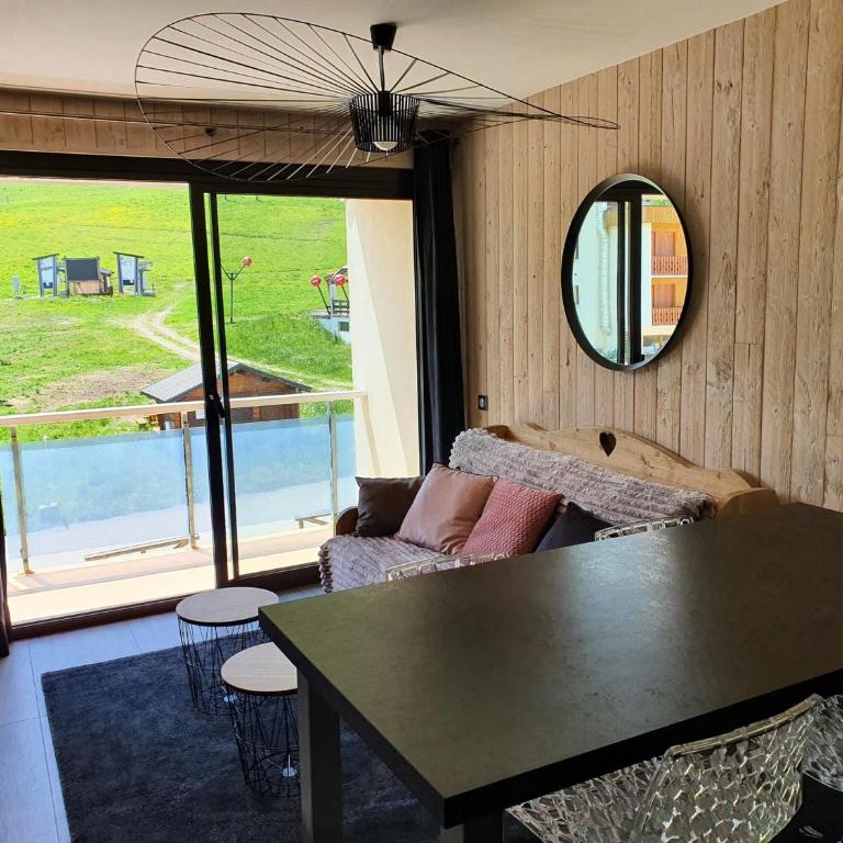 Studio fonctionnel, vue montagne - 4 pers. - Studio - 4