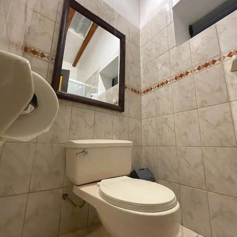 Hotel Sagrada Tierra Ollantaytambo - Quadruple Room with Mountain View - 7
