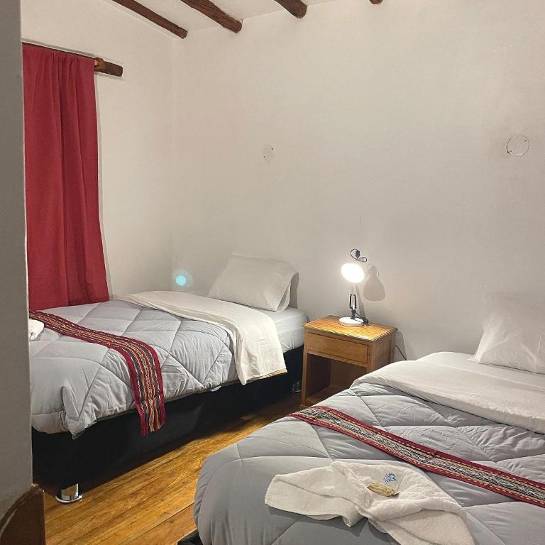 Hotel Sagrada Tierra Ollantaytambo - Quadruple Room with Mountain View - 12
