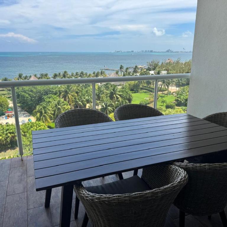 Well equipped condo with splendid sea view - Two-Bedroom Apartment - 22
