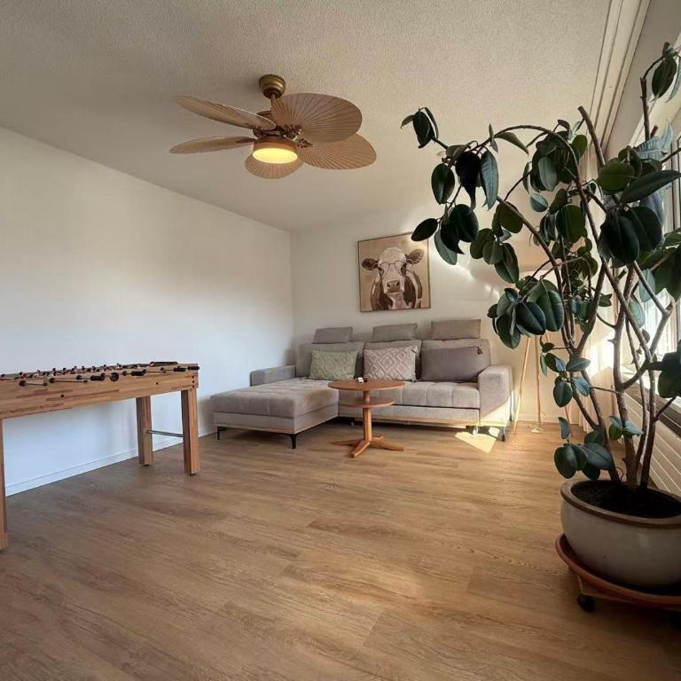Salute 212, Renovated, Sauna, Jacuzzi, PS5, Free parking - Apartment mit 2 Schlafzimmern - 2