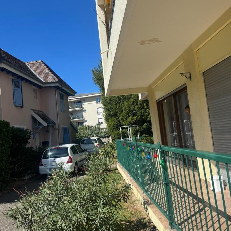 Appartement avec Terrasse & Parking Privé - Centre Thonon - Appartement 1 Chambre - 17