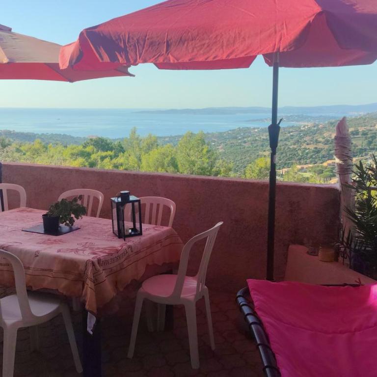 Les Issambres, appt 4 personnes, vue mer sur la Baie de Saint Tropez et le Golfe de sainte Maxime - Appartement 2 Chambres - 32