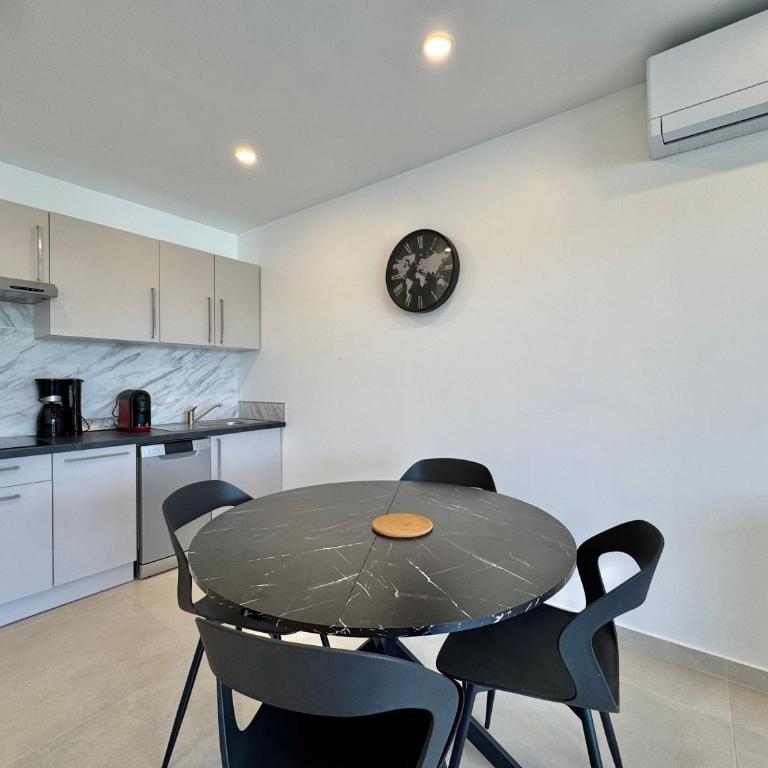 Mas des oliviers - Apartment with Garden View - 4