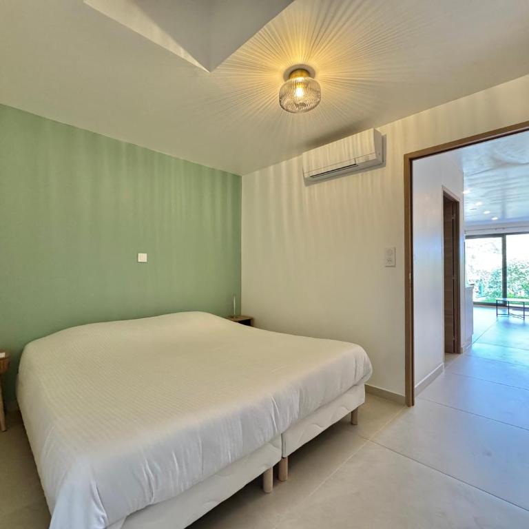 Mas des oliviers - Apartment with Garden View - 7