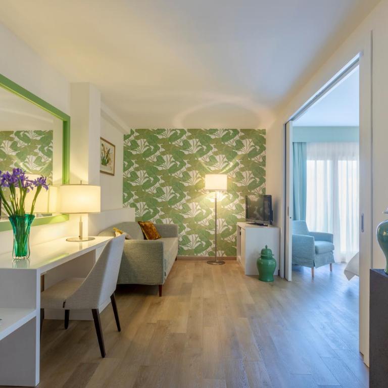 Hotel Continental Wellness & Spa - Junior Suite con Vista Giardino e Accesso Spa - 2