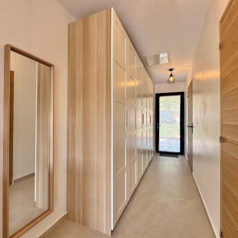 Mas des oliviers - One-Bedroom Apartment with Pool View - 1