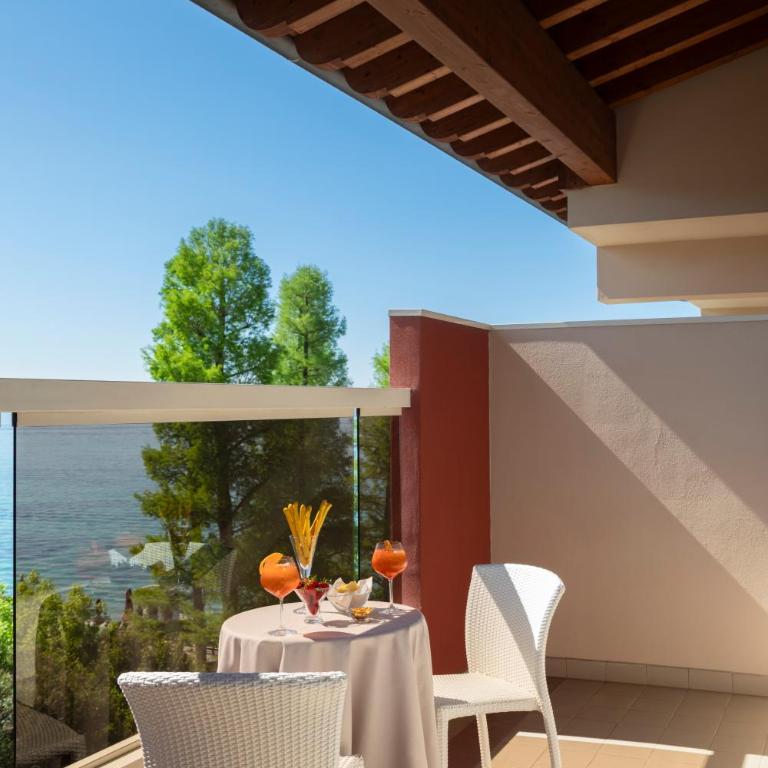 Hotel Continental Wellness & Spa - Junior Suite Familiare con Vista Giardino e Accesso Spa - 3