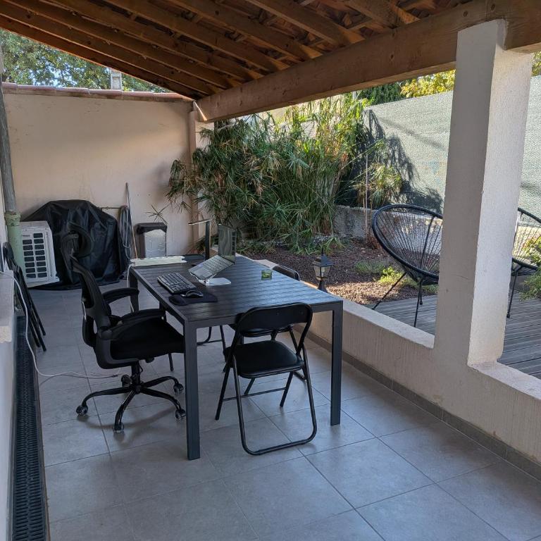 T2 rénové, grand extérieur à 500m Port et Plages - Appartement 1 Chambre - 17