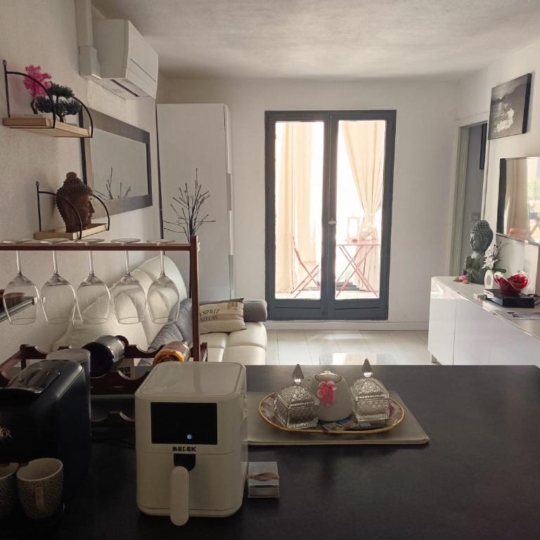 Logement de plein pied tout confort - Two-Bedroom Apartment with Terrace - 14