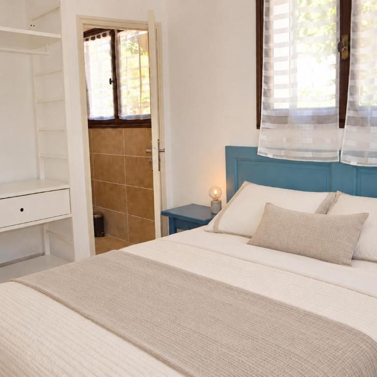 Villa provençale 4 chambres avec piscine, vue panoramique et pétanque - Maison 4 Chambres - 12