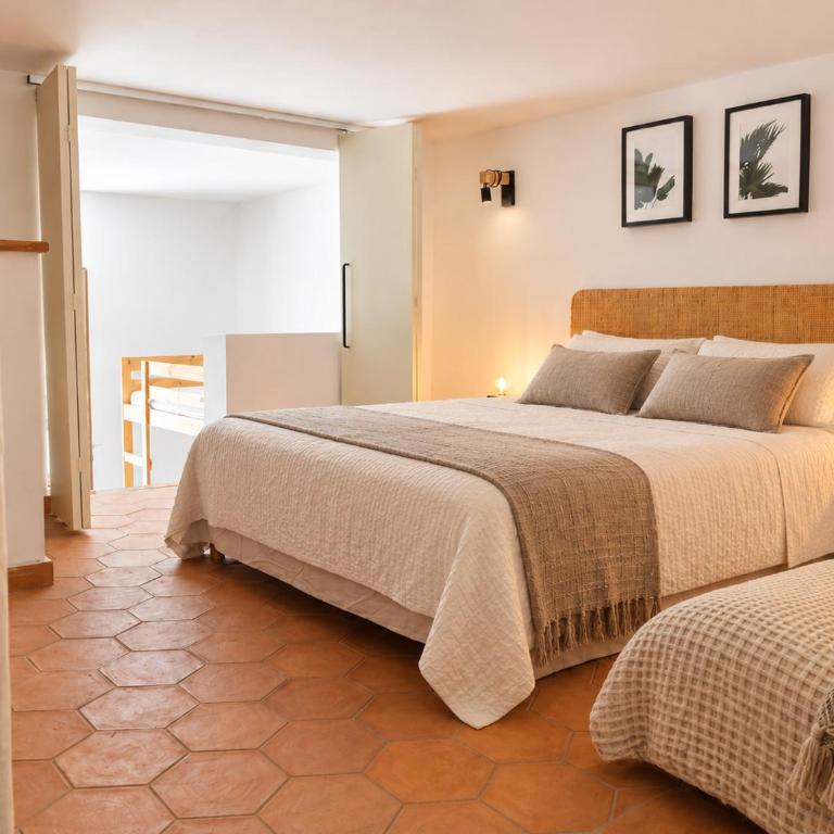 Villa provençale 4 chambres avec piscine, vue panoramique et pétanque - Maison 4 Chambres - 13