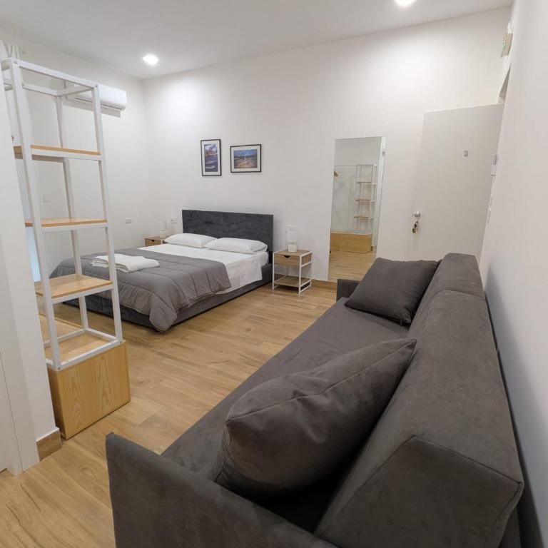 Appartamento Scala di Giuda - Camera Tripla con Bagno Privato - 9