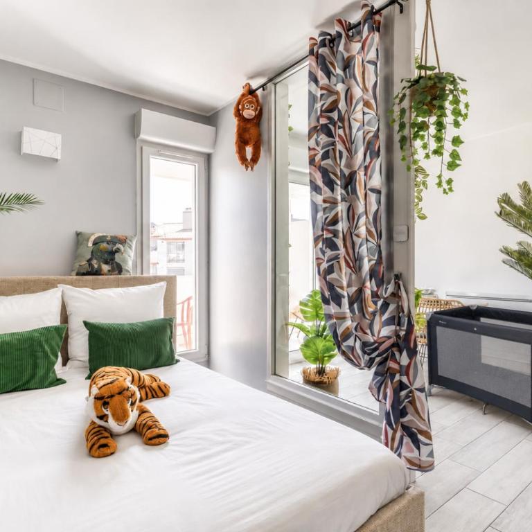 Jungle Suite Terrasse vue Port Wi-Fi, Clim, linge & ménage inclus - Appartamento Monolocale con Vista Porto - 9